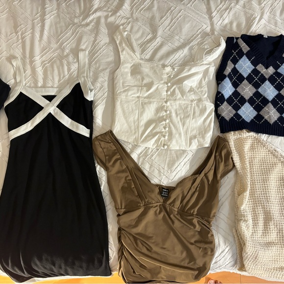 Bundle of cute Shein tops and dresses - xs/s - Picture 2 of 2